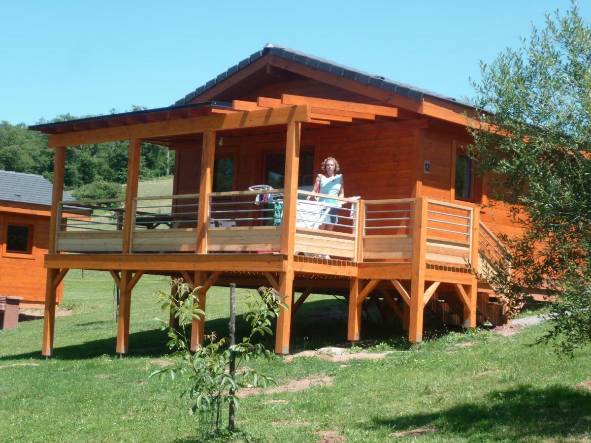 La Ferme Du Duzou Saint-Cyprien-sur-Dourdou Exterior foto